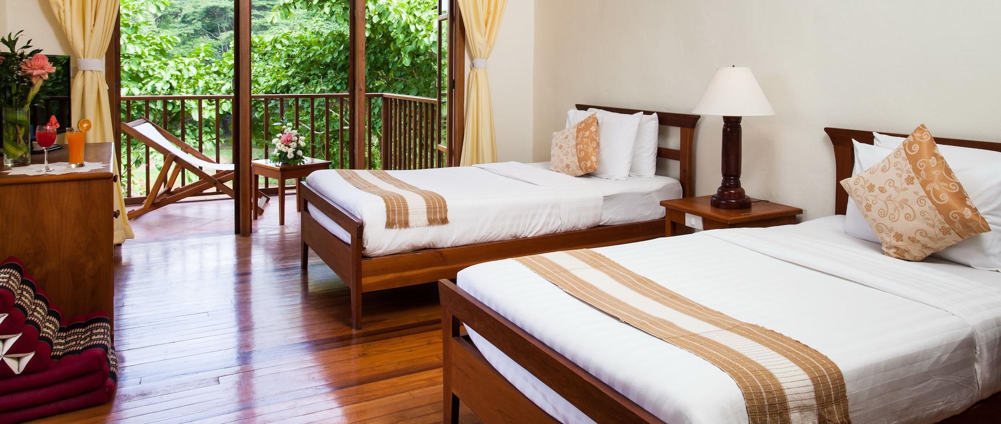 Riverhouse-The Teak House Mae Sariang Exterior foto