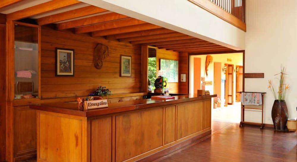 Riverhouse-The Teak House Mae Sariang Exterior foto