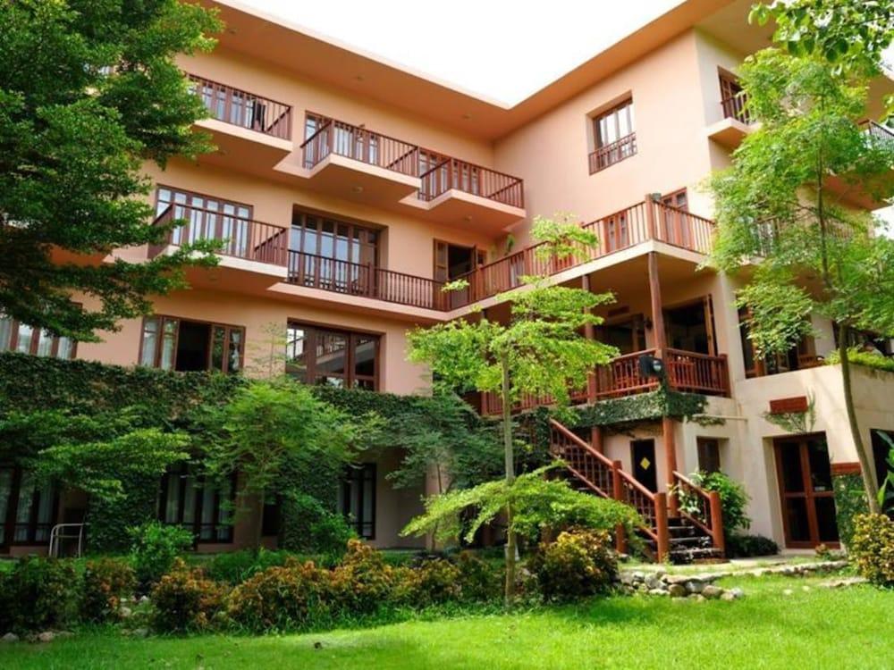 Riverhouse-The Teak House Mae Sariang Exterior foto